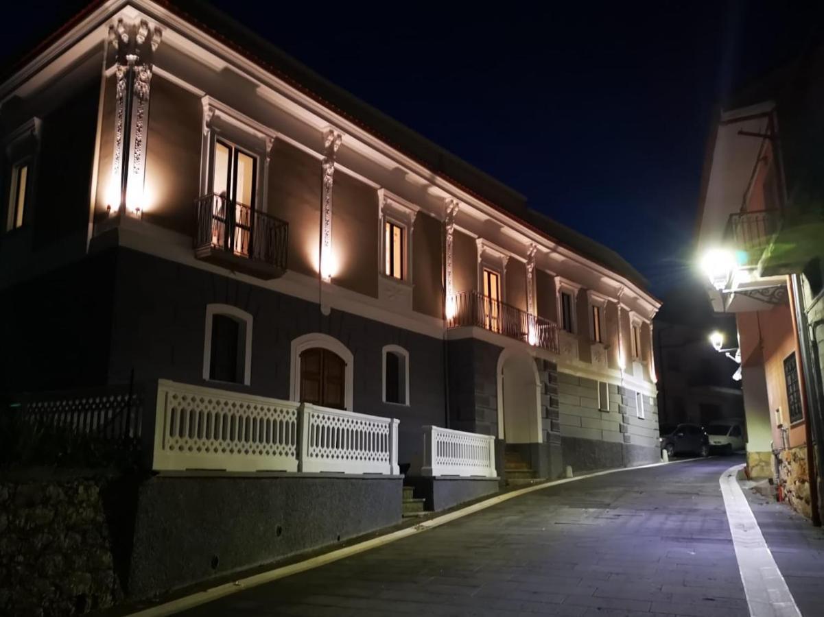 Mastu Gilardo Apartment San Pietro al Tanagro Exterior photo
